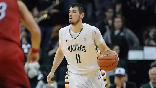 Men Pull Away Late for 69-56 Win at Western Carolina