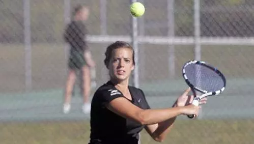 Women's Tennis Wins 4-3 at Western Carolina