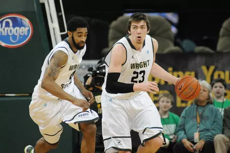 Men Fall to Milwaukee in HL Championship Game