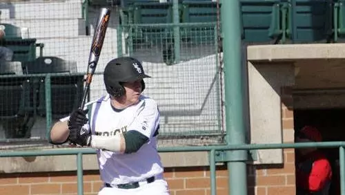 Baseball Holds On for 9-7 Win Over Bradley