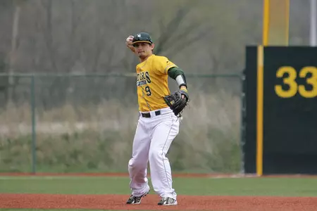 Baseball Defeats Youngstown State 16-11