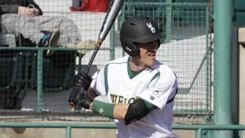 Baseball Drops 3-2 Decision to Xavier