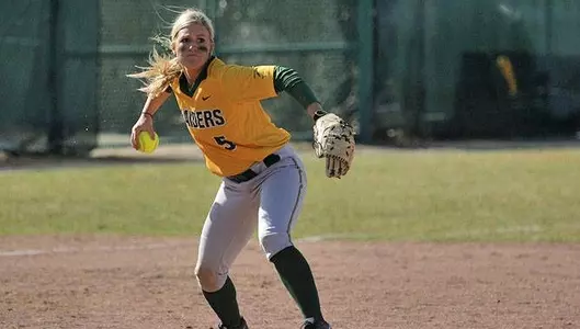 Softball Drops Twinbill at IUPUI