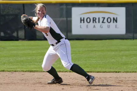Softball Splits With Cleveland State