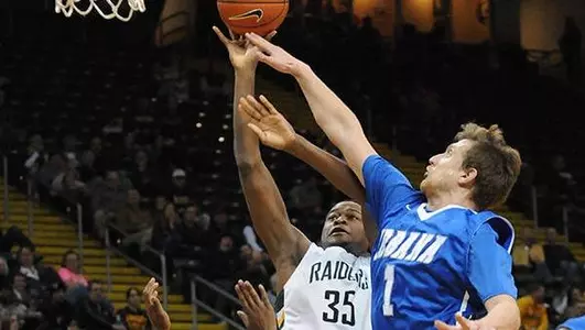 Men Fall in Overtime at Oakland