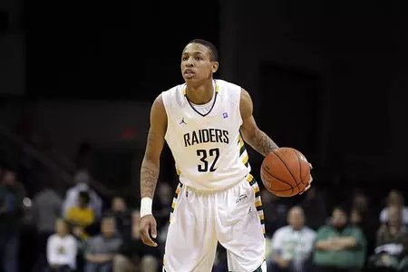 Men Hold Off Charleston Southern