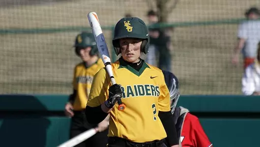 Softball Splits at Green Bay as Curylo Wins #100