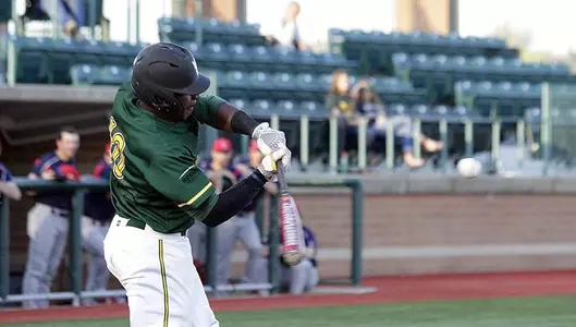 Baseball Falls to UIC in Series Opener