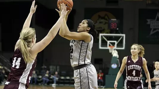 Women Defeat Eastern Kentucky in Invitational Opener