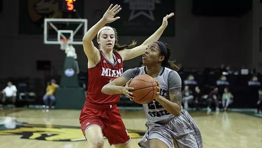 Women Defeat Miami for Invitational Title