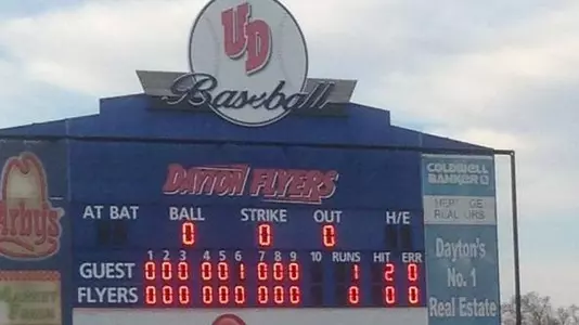 Scholtens Perfect Game Leads Baseball Past Dayton