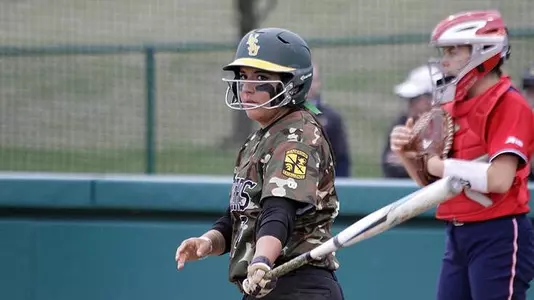 Softball Wins League Opener Over Detroit Mercy