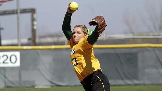Softball Drops Pair in First Day of Hilltopper Spring Fling