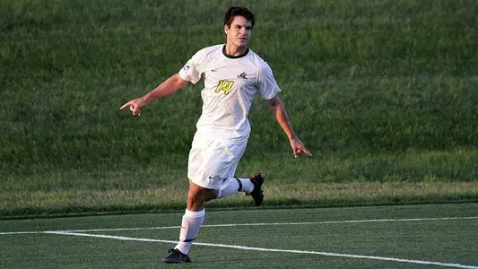 Men's Soccer Slips Past Eastern Illinois