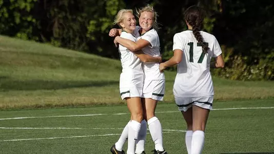 Women's Soccer Rolls Past Green Bay