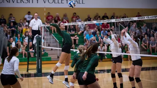 Volleyball Wins in Four at Morehead State