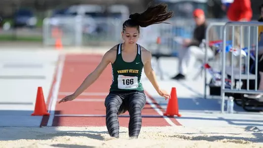 Track Finishes Third at Cedarville Invitational