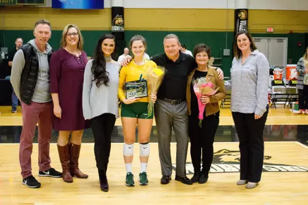 Senior Jessie Thornton