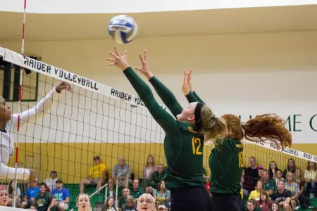 Katie Klusman and Megan Hopkins