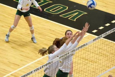 Maddie Lohmeier and Megan Hopkins