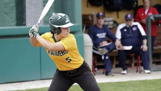 Softball Falls at Morehead State