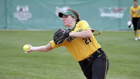 Softball Drops Series Finale at Youngstown State