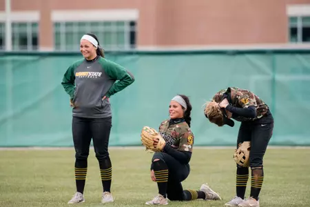 Honnah Susor, Macey Gunther and Rebekah Lenos