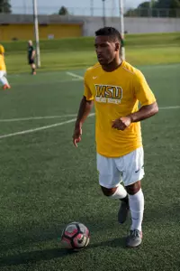 Tristan Lyle Warmups v UNCA