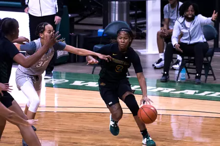 Jada Roberson (Oakland 2)