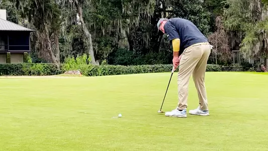 Austin Schoonmaker putt (Sea Palms)