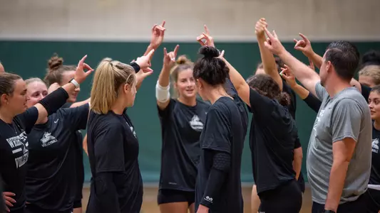 Team huddle (preseason)