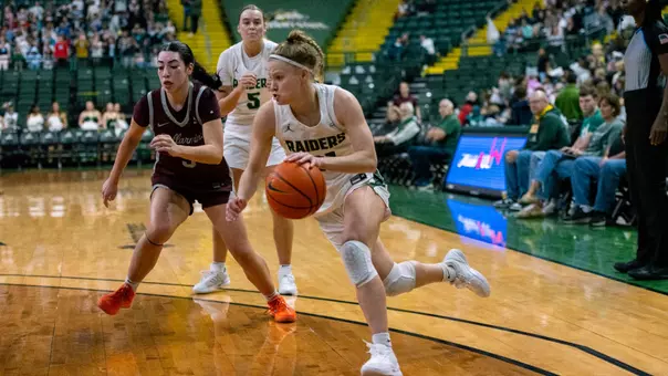 Lauren Scott (Bellarmine)