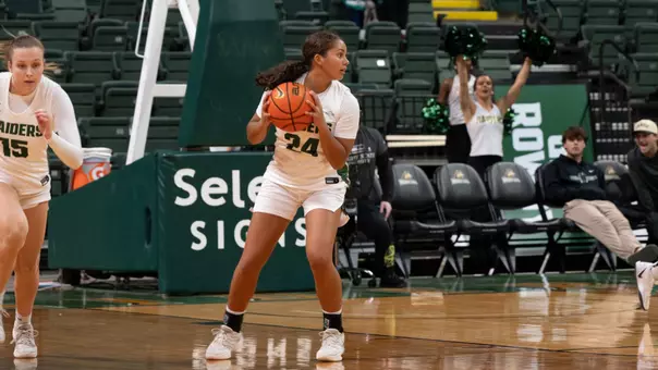 Olivia Brown (Oakland)