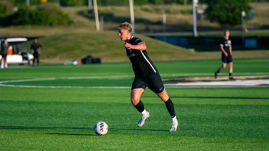 Luis Edmondson (vs Bowling Green)