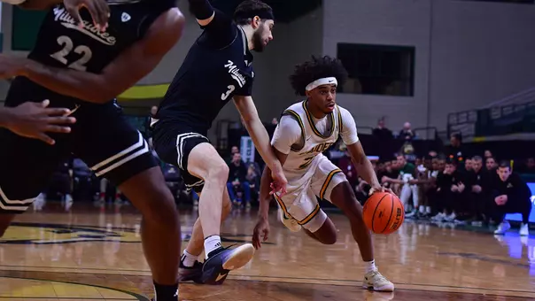 TJ Burch (Milwaukee)