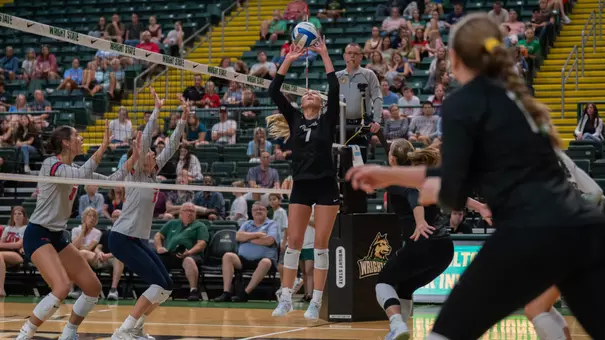 Lauren Yacobucci (Dayton)