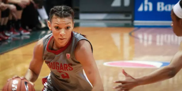 Presley drives the lane