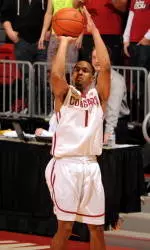 Moore's Buzzer Beater Lifts WSU Over Idaho