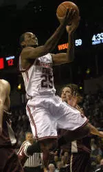 Cougs Beat Grizzlies in Spokane, 66-55