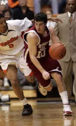 Cougars Down Ducks On The Road, 62-53