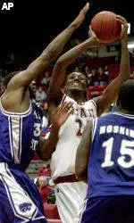 Washington State Edges Kansas State, 58-57