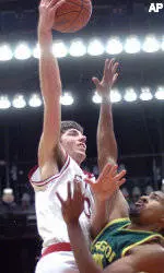 Washington State Falls at Buzzer To Oregon, 52-50