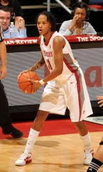 Perkins Leads Cougs Past Oregon in Pac-12 Opener