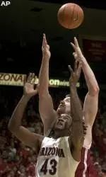 Arizona Uses Strong Second Half to Hold Off WSU