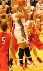 Huskies Strong Second Half Sinks Cougars, 79-72