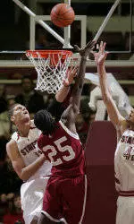 Weaver Puts On A Show, But No. 22 Cougars Fall 71-68 At Stanford