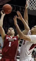 Washington State Ends Stanford's Home Win Streak, 61-58