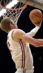 Washington State Cruises Past USC, 76-51, on 'Senior Day'