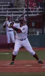 Ison Sharp as Cougars Earn 9-3 Win over Illinois-Chicago