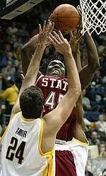 Cougars Fall To Oregon State, 52-41